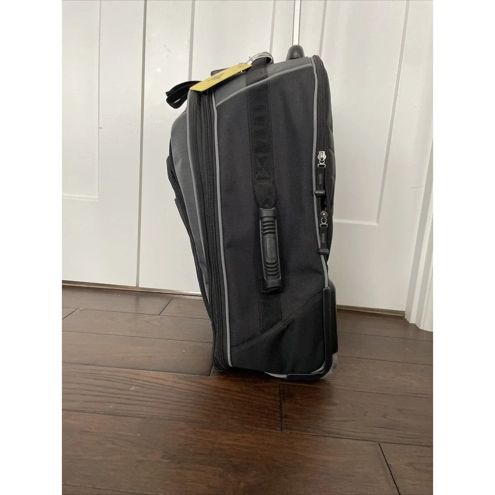 Adidas‎ Carry On Suitcase Black Stadium Wheeled Rolling Bag